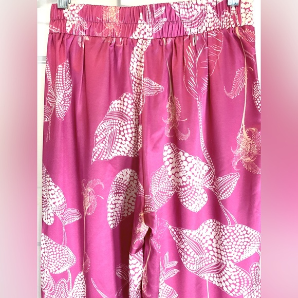 🌸 VIBRANT PINK TROPICAL 🌴 PRINT PANTS - Picture 5 of 16